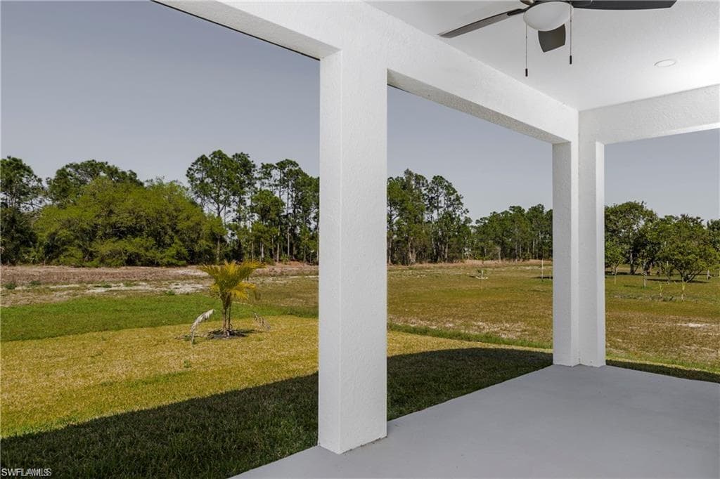 821 Newell St E, Lehigh Acres, FL 33974-6