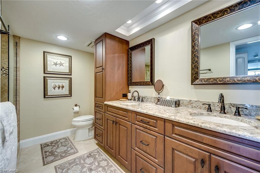 10420 Gulf Shore Dr 162, Naples, FL 34108-12