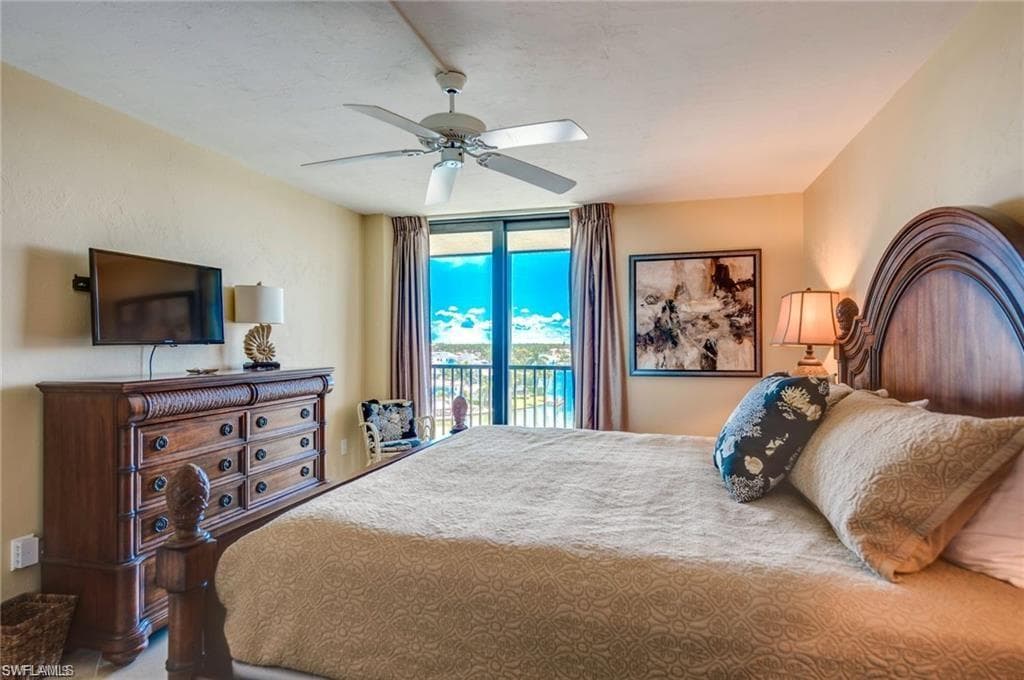 10420 Gulf Shore Dr 162, Naples, FL 34108-13