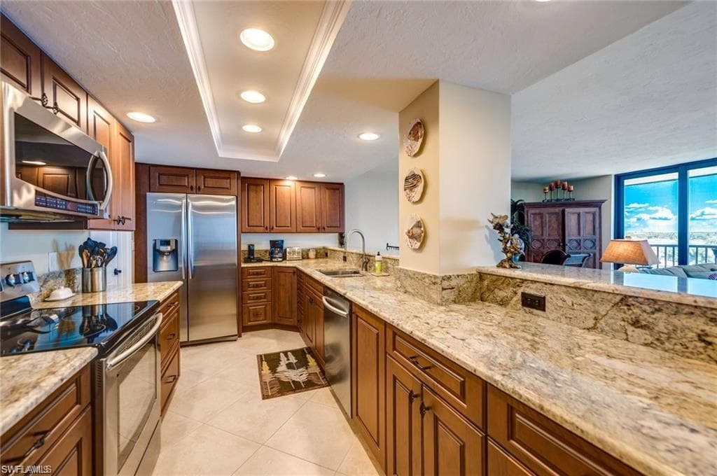 10420 Gulf Shore Dr 162, Naples, FL 34108-16