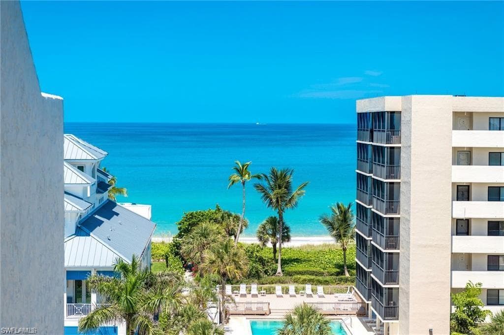 10420 Gulf Shore Dr 162, Naples, FL 34108-24