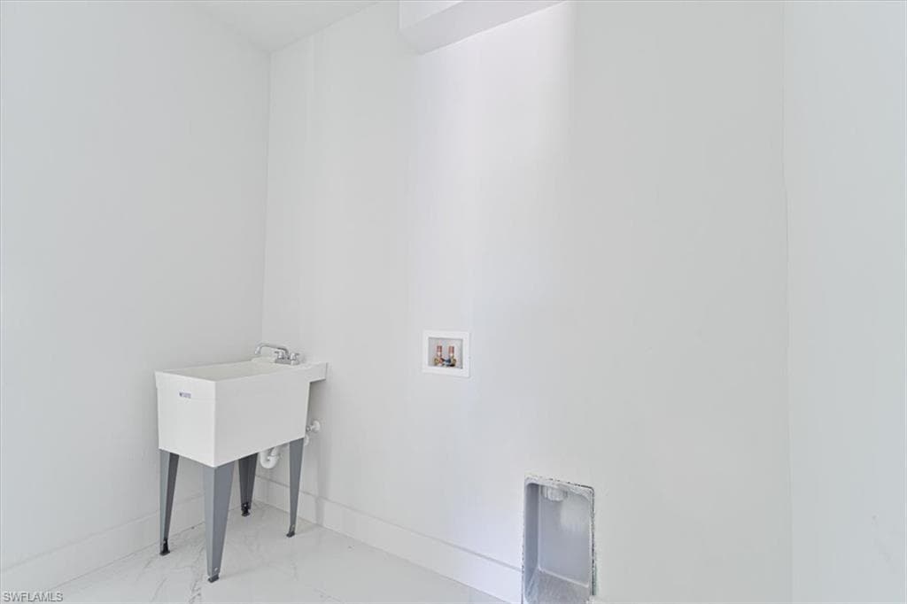 1518 Williams Ave, Lehigh Acres, FL 33972-19