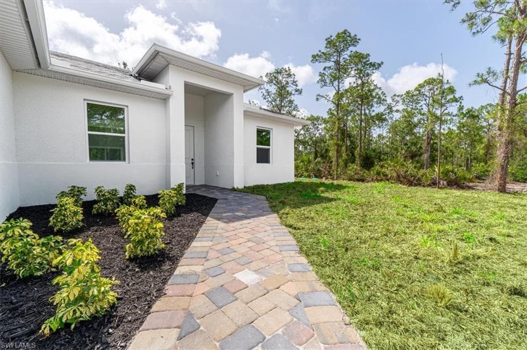 1518 Williams Ave, Lehigh Acres, FL 33972-3