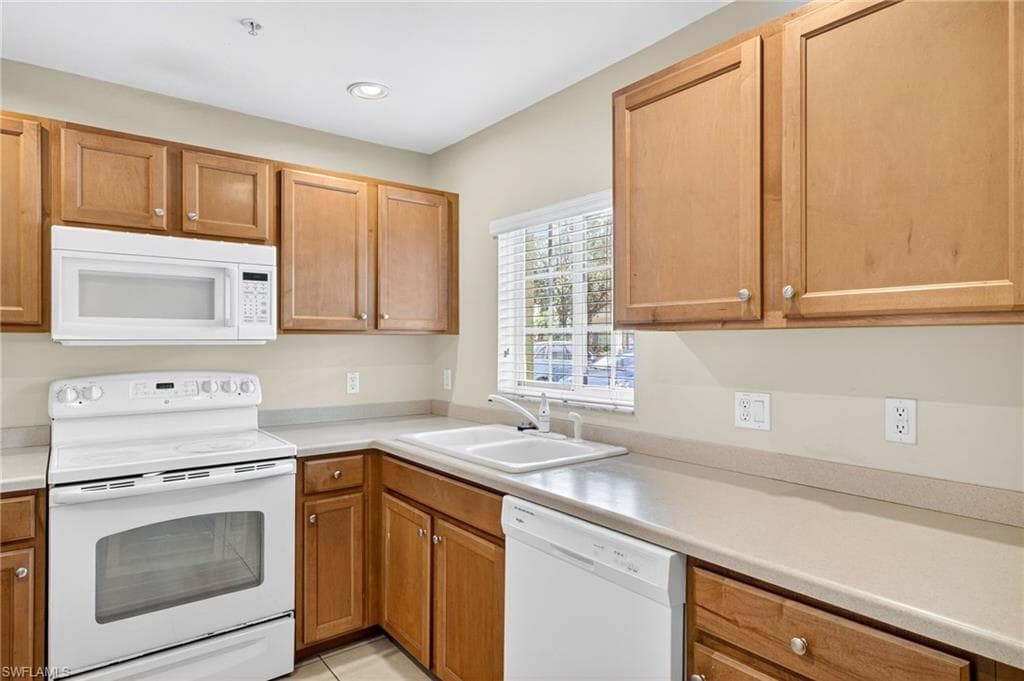 12010 Rock Brook Run 1706, Fort Myers, FL 33913-7