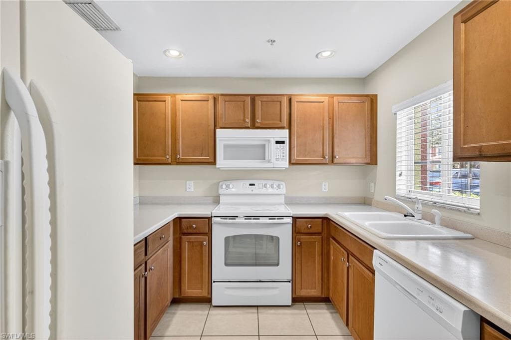 12010 Rock Brook Run 1706, Fort Myers, FL 33913-8