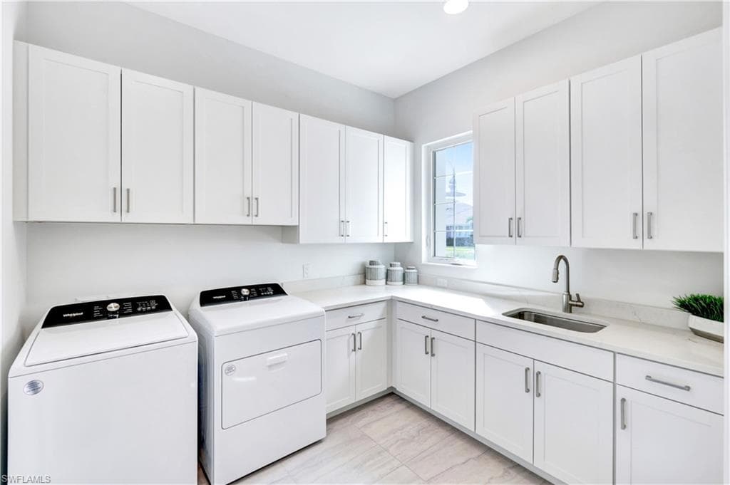 8912 Nevis Way, Naples, FL 34112-24