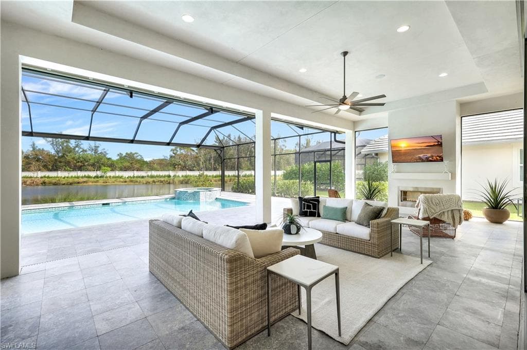 8912 Nevis Way, Naples, FL 34112-27