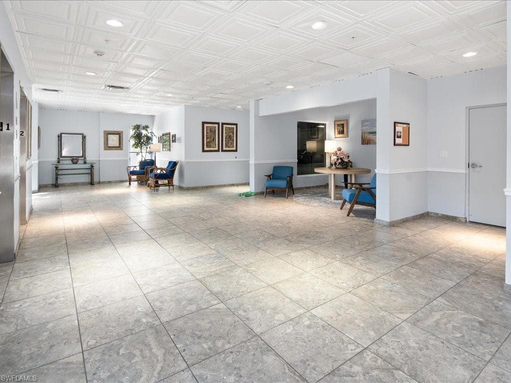 269 Vintage Bay Dr C8, Marco Island, FL 34145-21