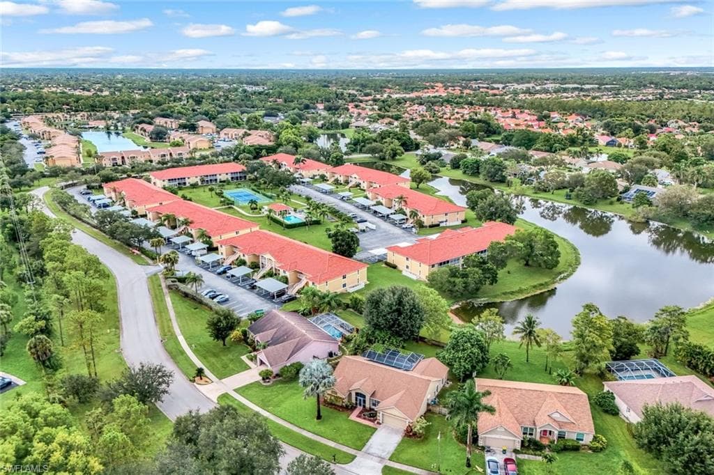 169 Plantation Cir, Naples, FL 34104-24