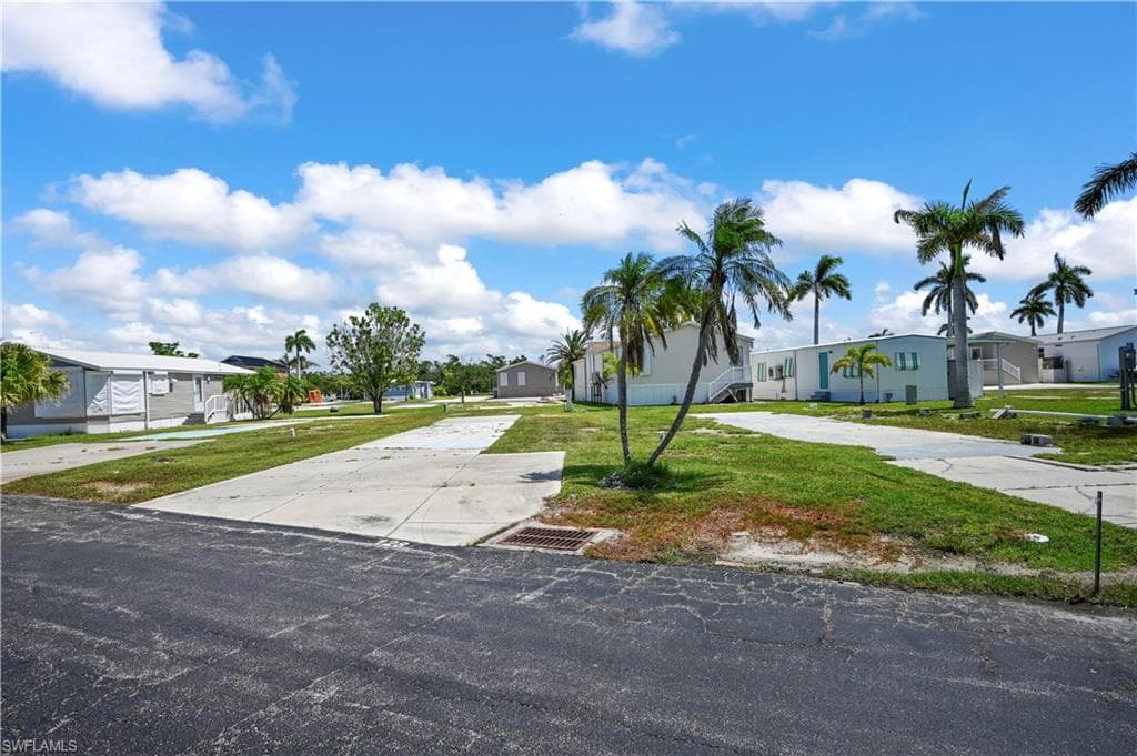 128 Cortez Way, Fort Myers Beach, FL 33931-3
