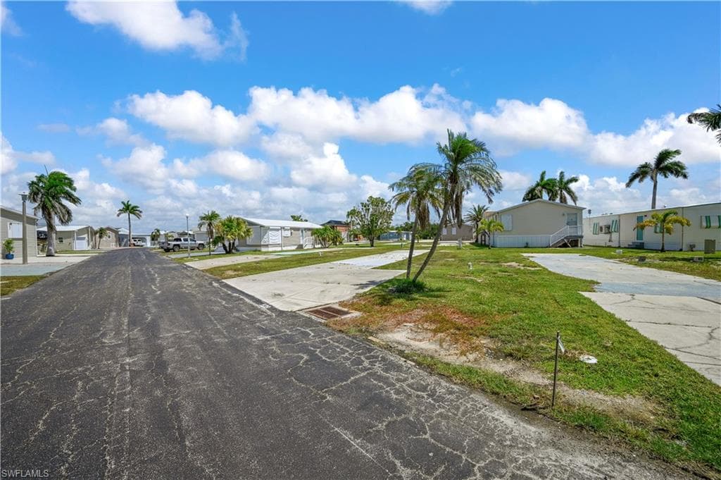 128 Cortez Way, Fort Myers Beach, FL 33931-5