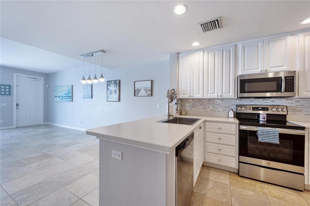 15586 Latitude Dr, Bonita Springs, FL 34135-10