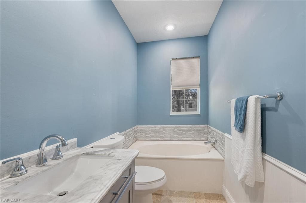 15586 Latitude Dr, Bonita Springs, FL 34135-26