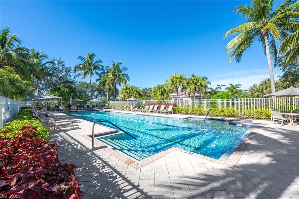 15586 Latitude Dr, Bonita Springs, FL 34135-40