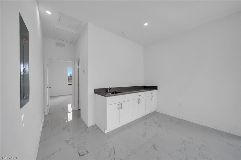 928/930 Hepburn Ave, Lehigh Acres, FL 33974-24
