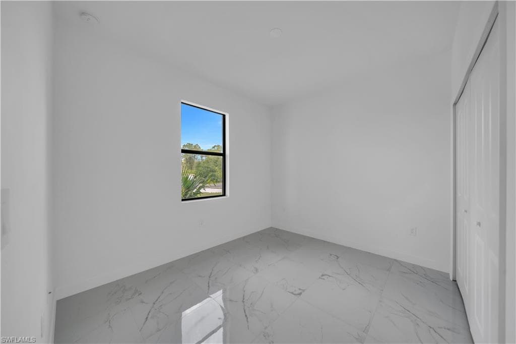 928/930 Hepburn Ave, Lehigh Acres, FL 33974-33