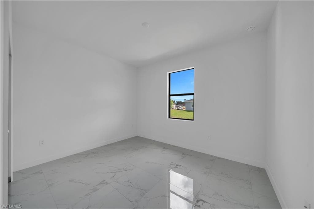 928/930 Hepburn Ave, Lehigh Acres, FL 33974-35