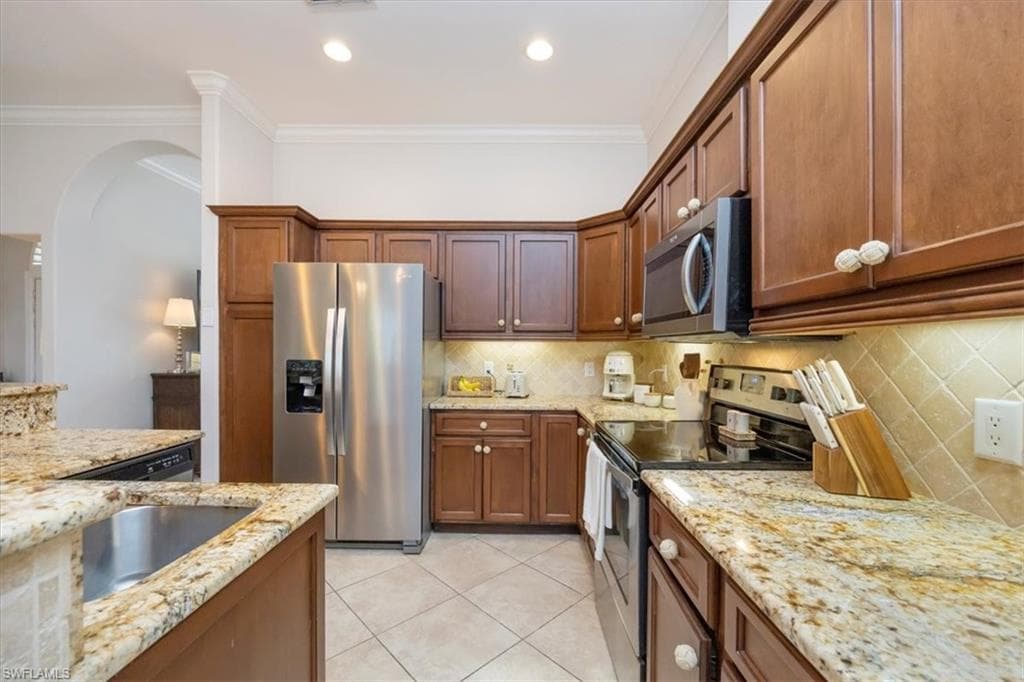 255 Bald Eagle Dr, Marco Island, FL 34145-10