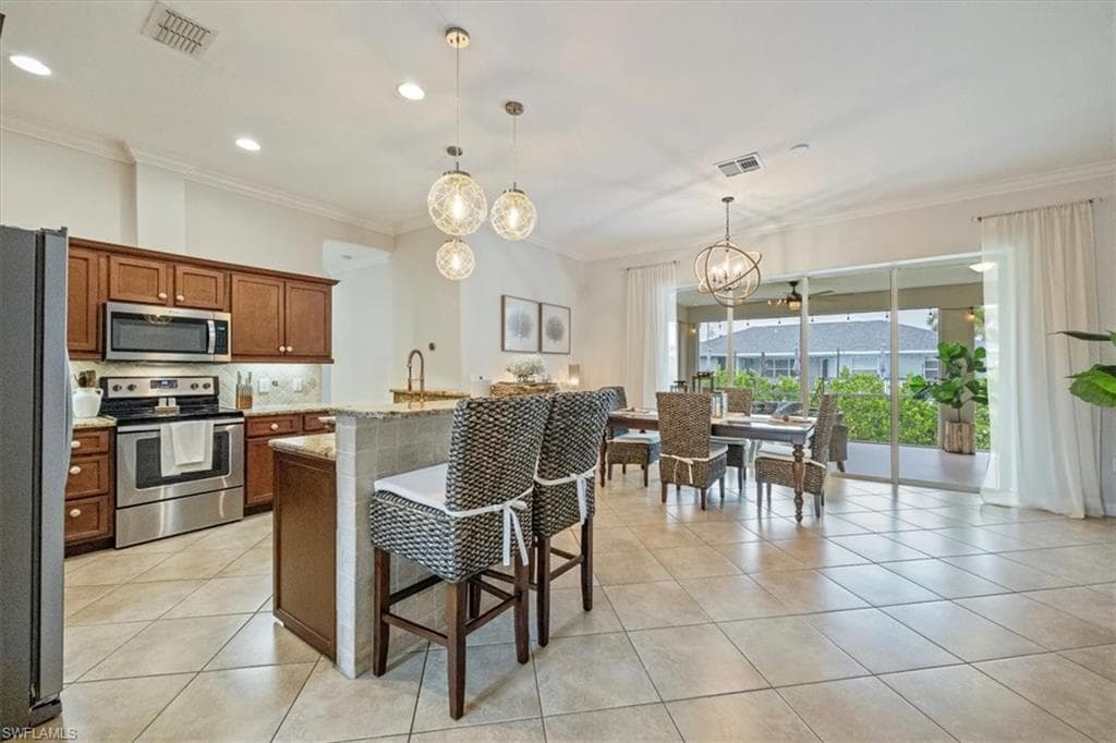 255 Bald Eagle Dr, Marco Island, FL 34145-7