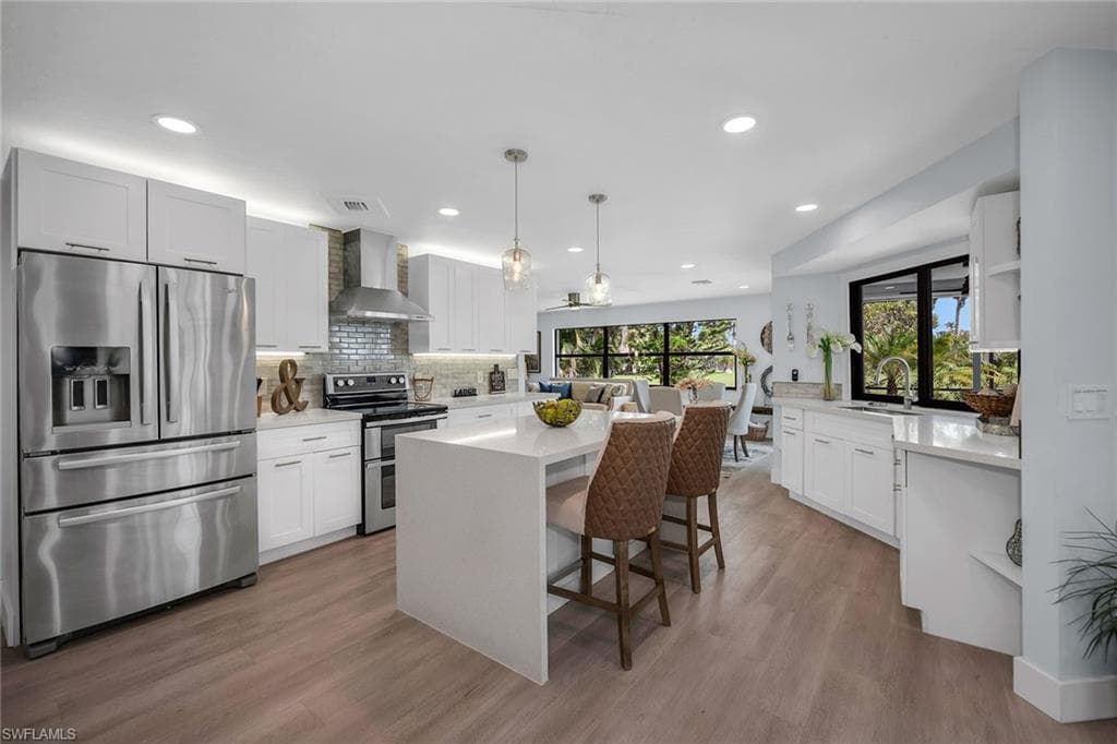 143 Saint Andrews Blvd, Naples, FL 34113-16