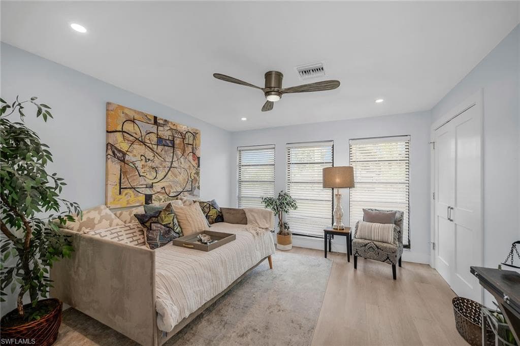 143 Saint Andrews Blvd, Naples, FL 34113-31