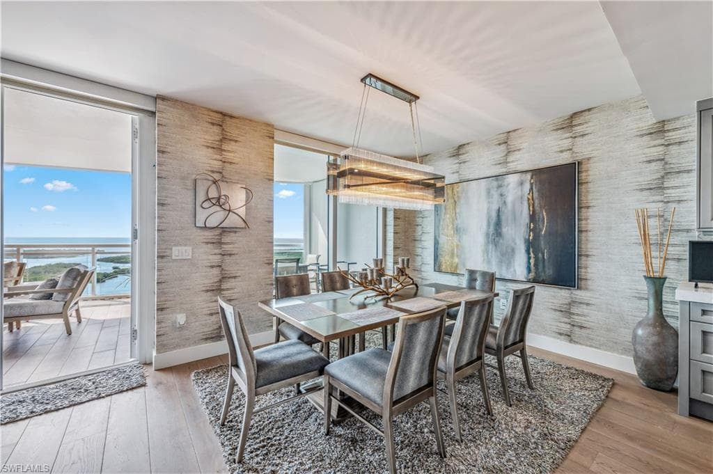 13915 Old Coast Rd 2004, Naples, FL 34110-5