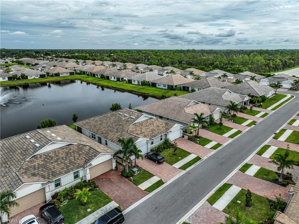 846 Enbrook Loop, Naples, FL 34114-37