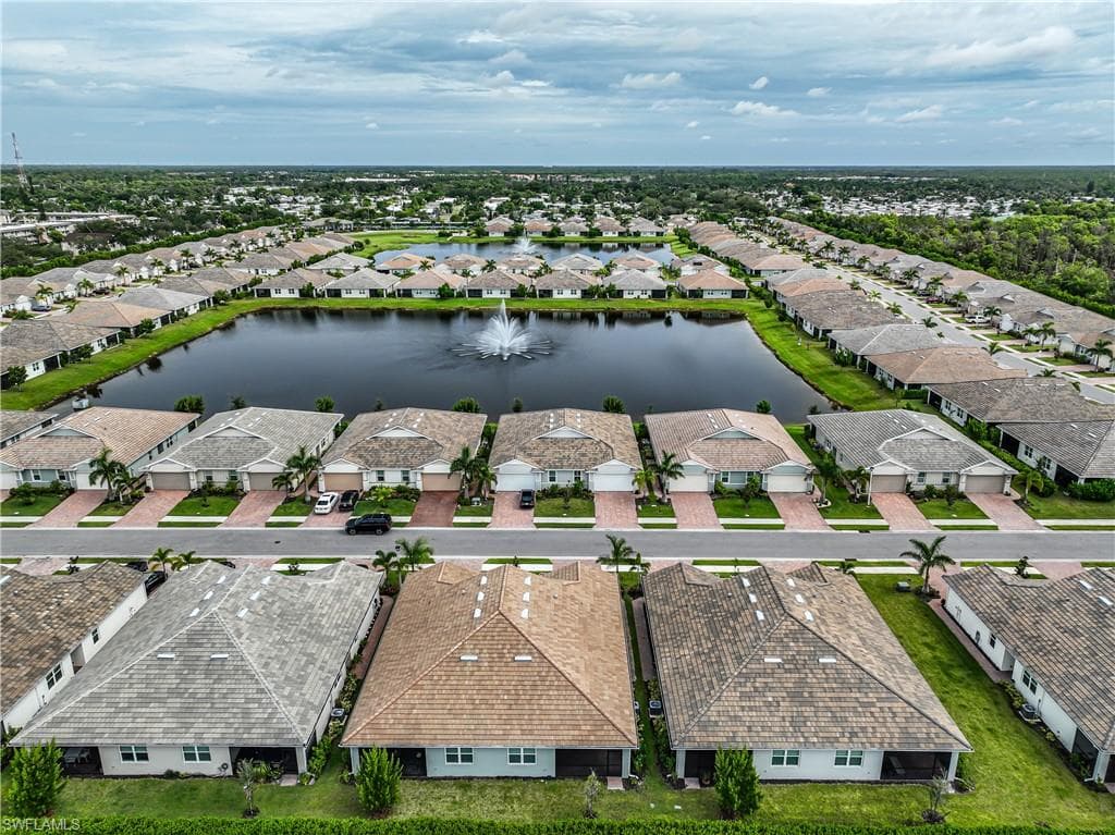 846 Enbrook Loop, Naples, FL 34114-43