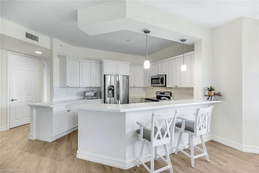 400 Flagship Dr 401, Naples, FL 34108-11