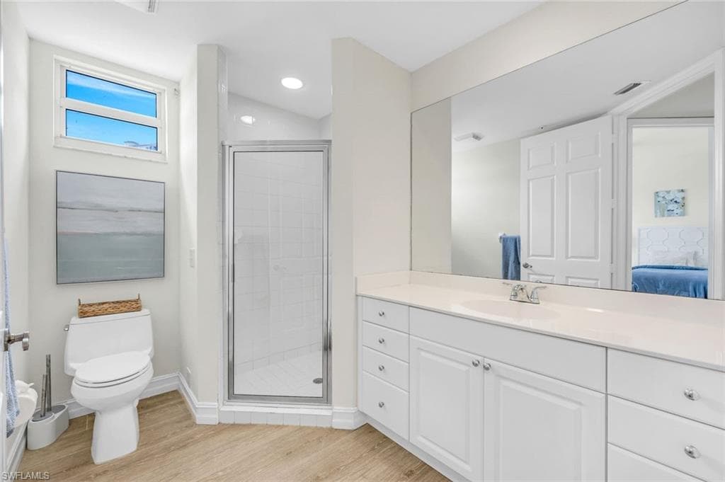 400 Flagship Dr 401, Naples, FL 34108-28