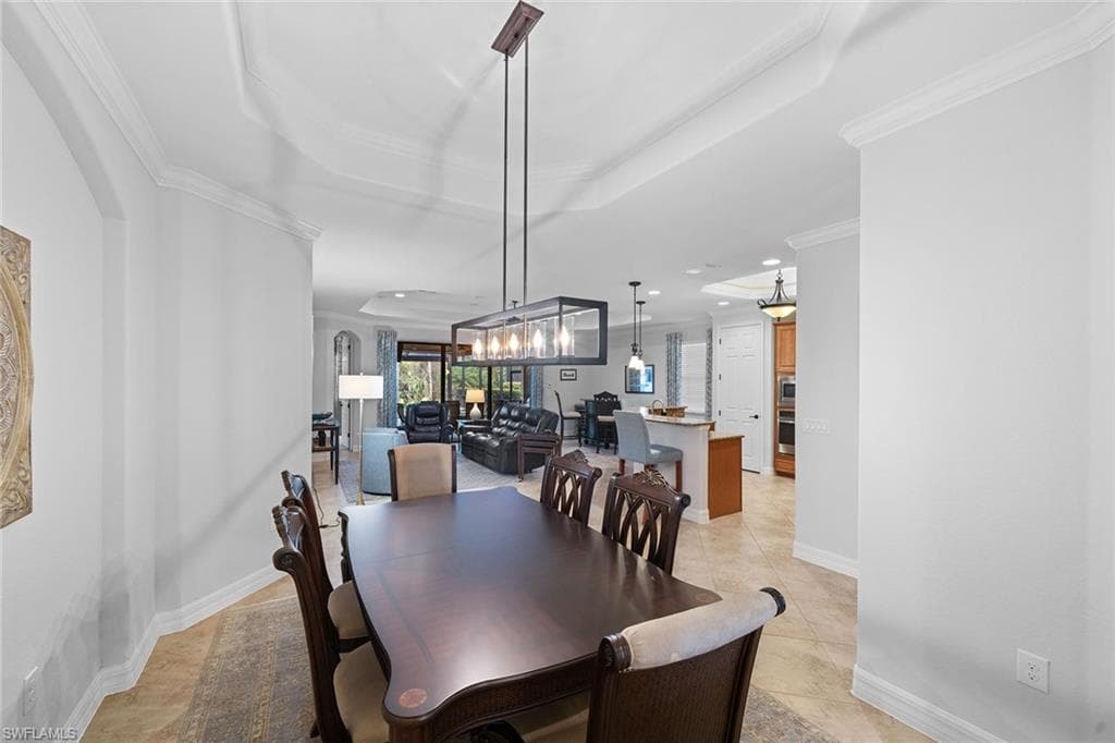 12614 Fenhurst Way, Naples, FL 34120-19