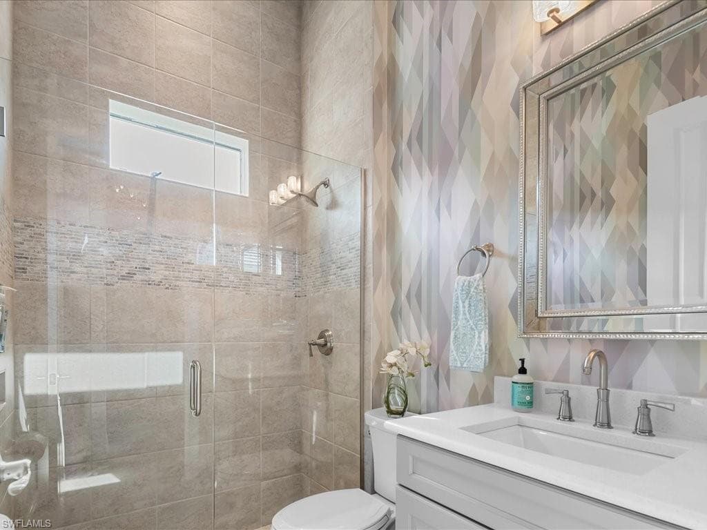 10046 Florence Cir, Naples, FL 34119-29