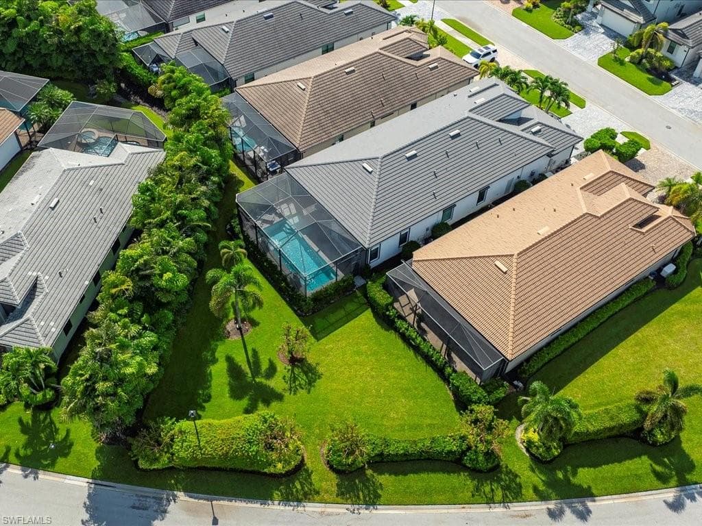 10046 Florence Cir, Naples, FL 34119-41