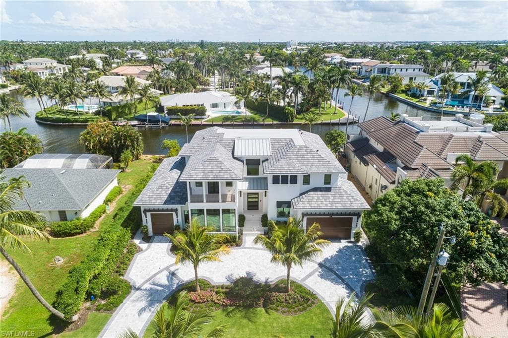 625 21st Ave S, Naples, FL 34102-43