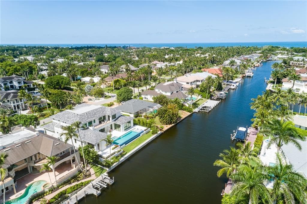 625 21st Ave S, Naples, FL 34102-47