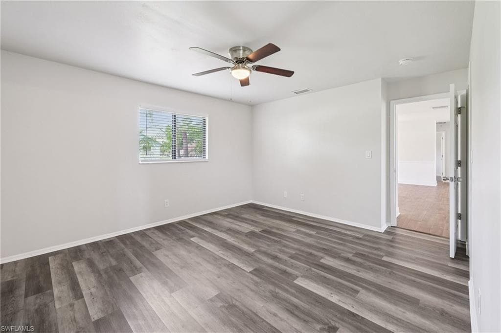 609 25th Ter, Cape Coral, FL 33904-13