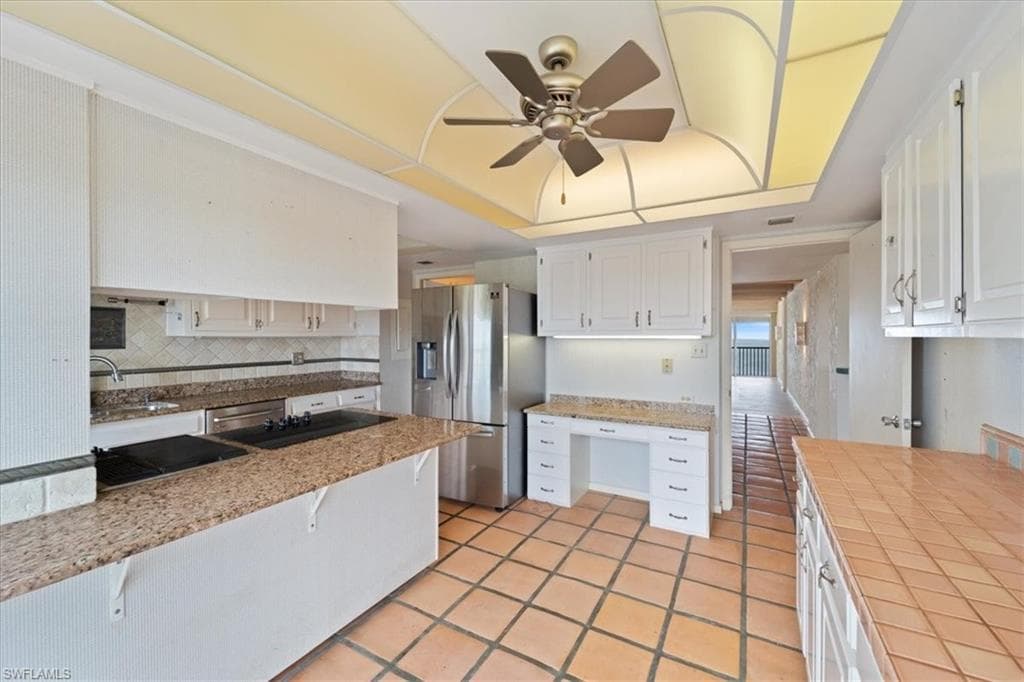 2171 Gulf Shore Blvd N 701, Naples, FL 34102-10