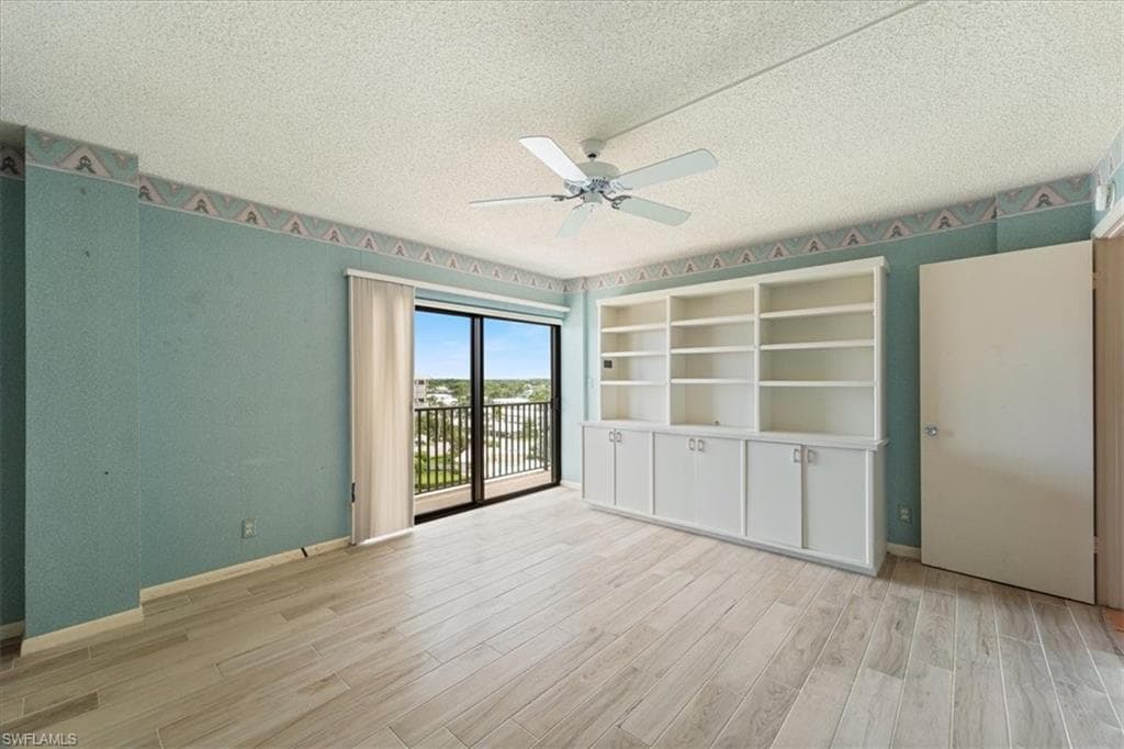 2171 Gulf Shore Blvd N 701, Naples, FL 34102-14