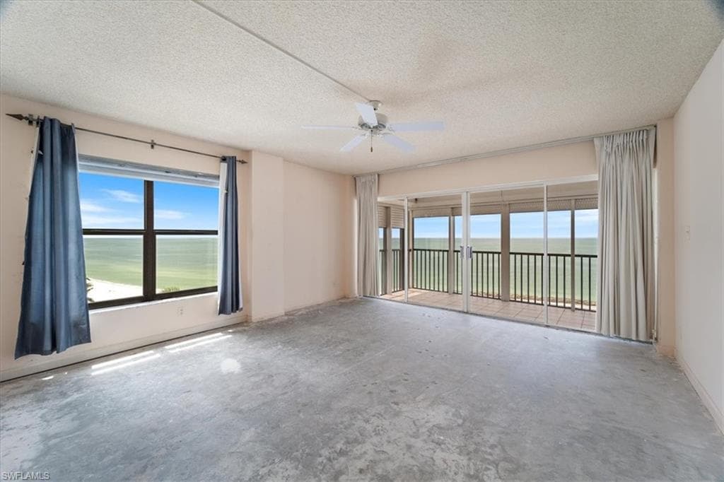 2171 Gulf Shore Blvd N 701, Naples, FL 34102-20