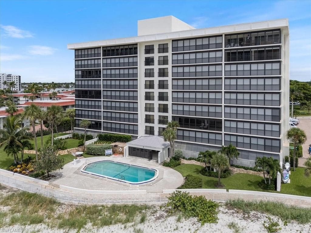 2171 Gulf Shore Blvd N 701, Naples, FL 34102-31