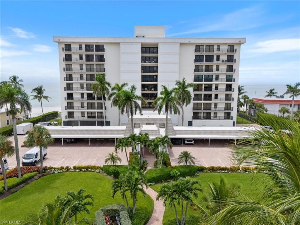 2171 Gulf Shore Blvd N 701, Naples, FL 34102-33