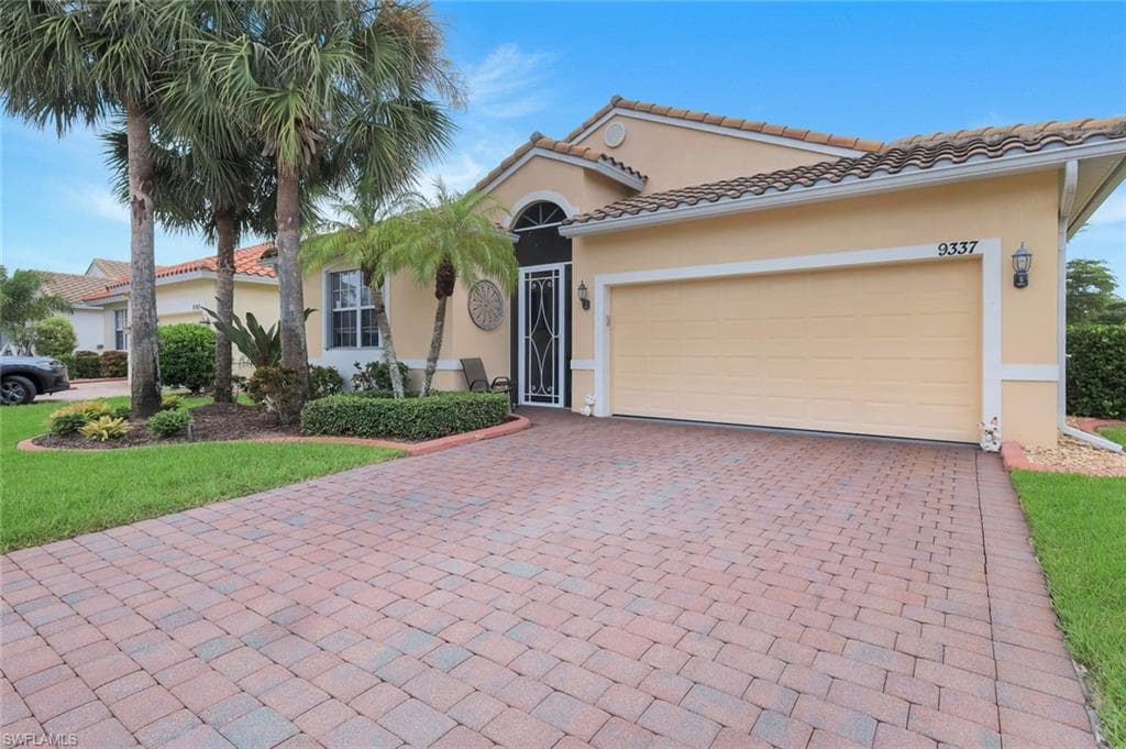 9337 Sun River Way, Estero, FL 33928-31