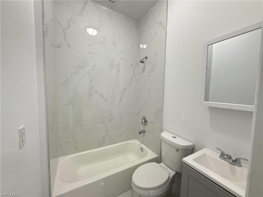 431 Pinafore Ave, Lehigh Acres, FL 33974-19