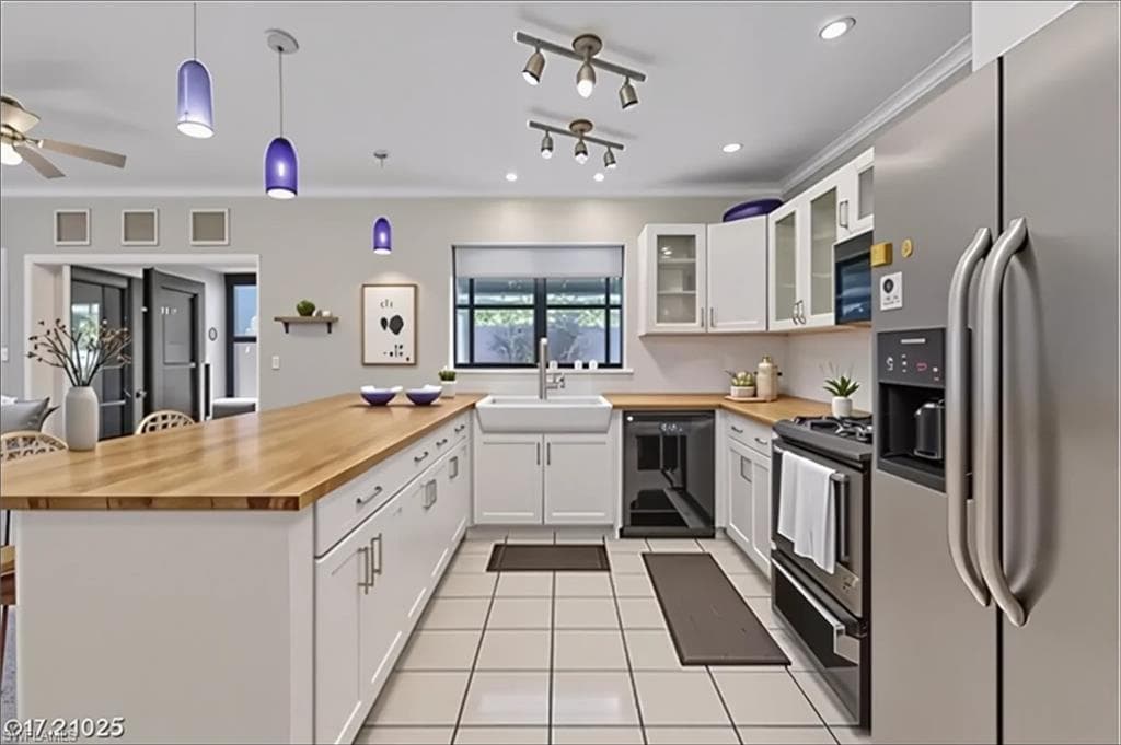 711 12th Ave 134, Cape Coral, FL 33990-9