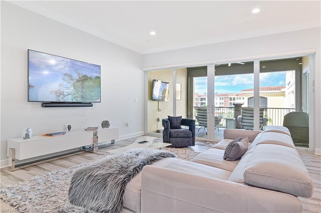 21490 Strada Nuova Cir 306, Estero, FL 33928-22