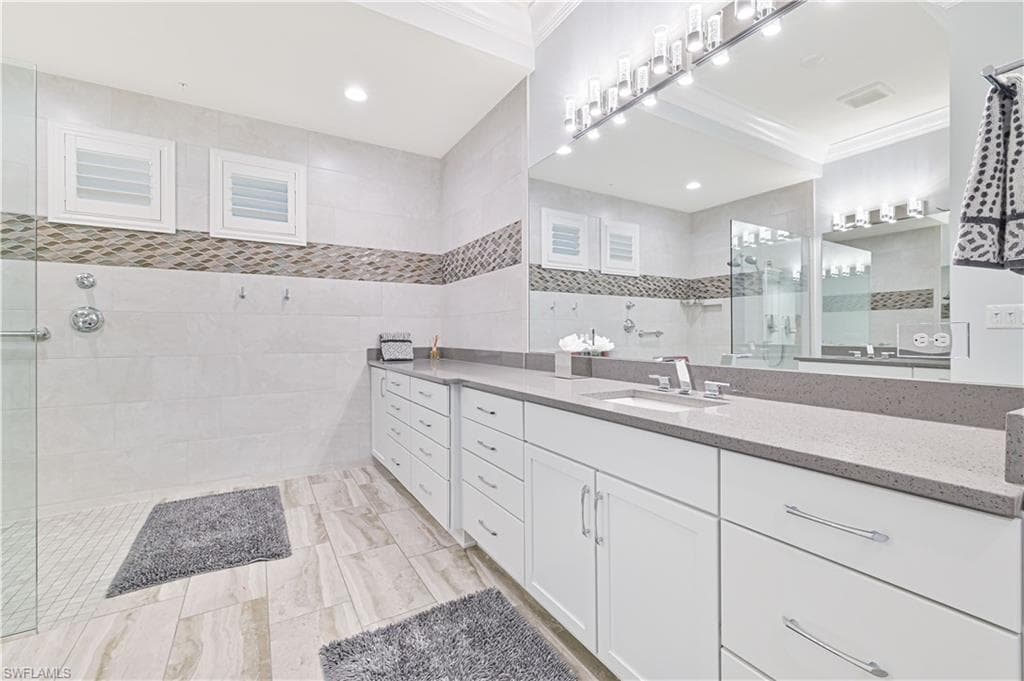 21490 Strada Nuova Cir 306, Estero, FL 33928-25