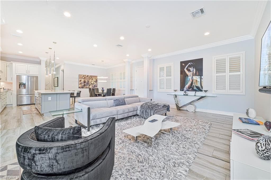 21490 Strada Nuova Cir 306, Estero, FL 33928-36