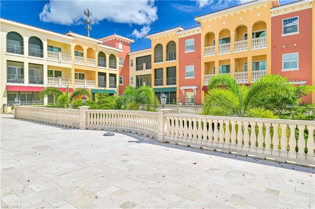 21490 Strada Nuova Cir 306, Estero, FL 33928-8