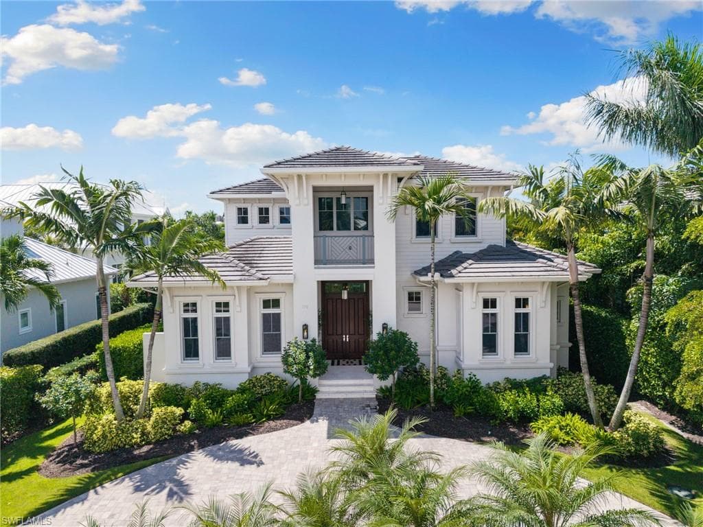 770 9th Ave S, Naples, FL 34102-40