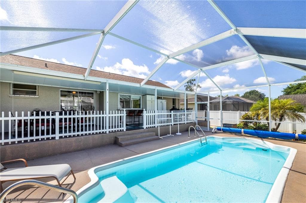 8241 Albatross Rd, Fort Myers, FL 33967-35